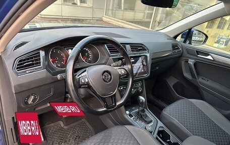 Volkswagen Tiguan II, 2018 год, 1 798 000 рублей, 11 фотография