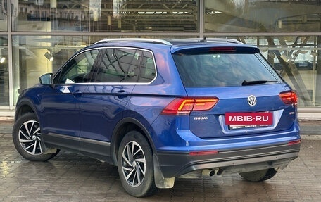 Volkswagen Tiguan II, 2018 год, 1 798 000 рублей, 6 фотография