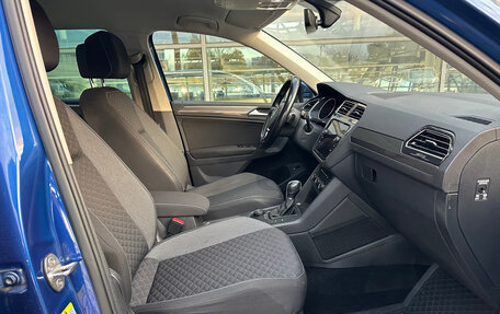 Volkswagen Tiguan II, 2018 год, 1 798 000 рублей, 20 фотография