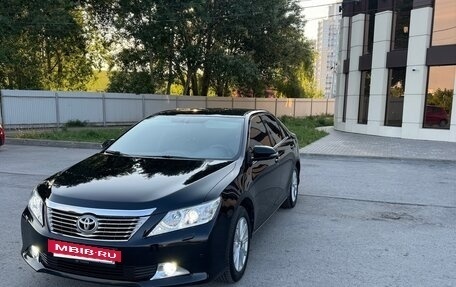 Toyota Camry, 2012 год, 1 540 000 рублей, 2 фотография