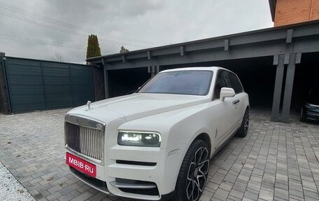 Rolls-Royce Cullinan, 2020 год, 33 000 000 рублей, 1 фотография