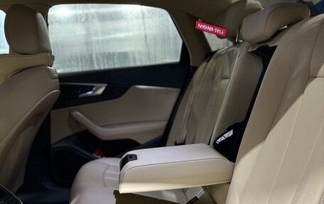 Audi A4, 2016 год, 2 250 000 рублей, 14 фотография