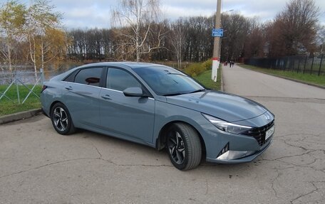 Hyundai Elantra, 2022 год, 2 395 000 рублей, 3 фотография