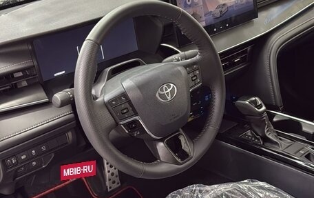 Toyota Camry, 2025 год, 4 300 000 рублей, 3 фотография