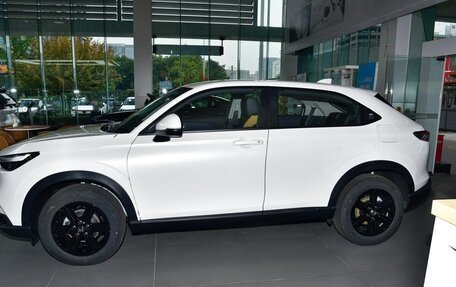 Honda Vezel, 2025 год, 2 580 000 рублей, 8 фотография