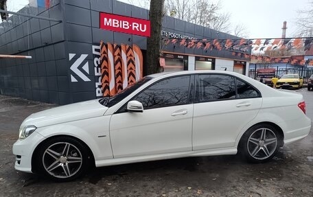 Mercedes-Benz C-Класс, 2011 год, 1 400 000 рублей, 5 фотография