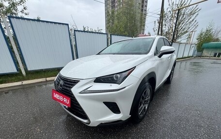 Lexus NX I, 2018 год, 3 100 000 рублей, 4 фотография