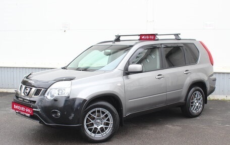 Nissan X-Trail, 2013 год, 835 000 рублей, 3 фотография