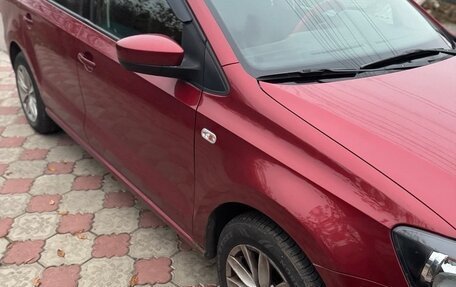 Volkswagen Polo VI (EU Market), 2012 год, 1 000 000 рублей, 2 фотография