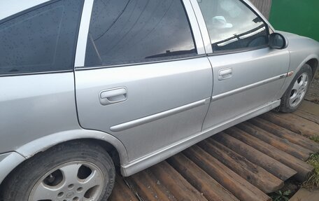 Opel Vectra B рестайлинг, 2000 год, 230 000 рублей, 3 фотография