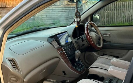 Toyota Harrier, 1999 год, 820 000 рублей, 14 фотография