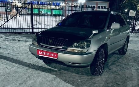 Toyota Harrier, 1999 год, 820 000 рублей, 2 фотография
