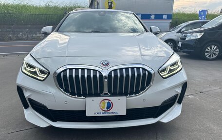 BMW 1 серия, 2021 год, 1 322 000 рублей, 2 фотография