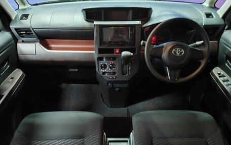 Toyota Roomy I, 2019 год, 1 150 000 рублей, 14 фотография