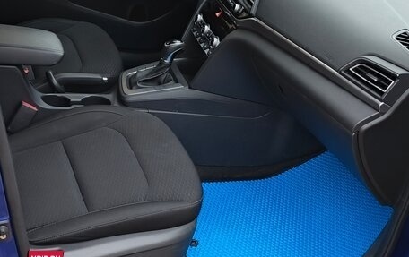 Hyundai Elantra VI рестайлинг, 2019 год, 1 800 000 рублей, 8 фотография