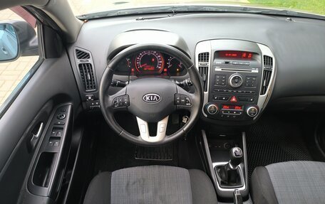 KIA cee'd I рестайлинг, 2011 год, 730 000 рублей, 15 фотография