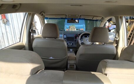 Nissan Tiida, 2005 год, 550 000 рублей, 9 фотография