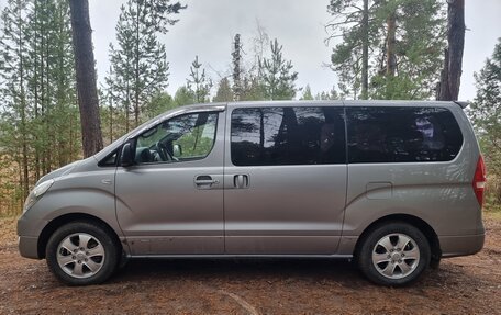 Hyundai Grand Starex Grand Starex I рестайлинг 2, 2017 год, 2 650 000 рублей, 9 фотография