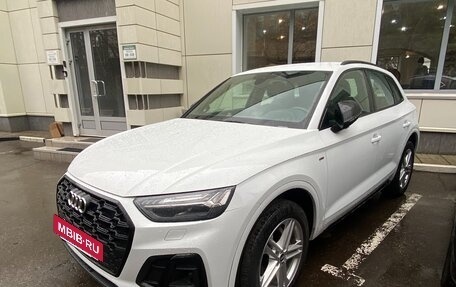 Audi Q5, 2021 год, 3 899 000 рублей, 2 фотография