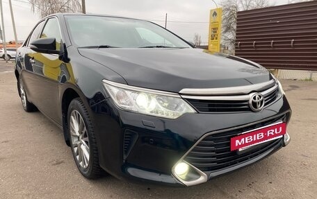 Toyota Camry, 2017 год, 1 830 000 рублей, 6 фотография