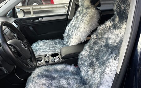 Volkswagen Touareg III, 2010 год, 1 850 000 рублей, 3 фотография