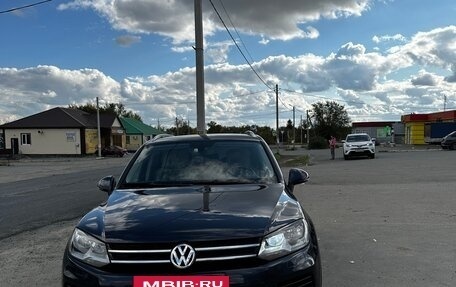 Volkswagen Touareg III, 2010 год, 1 850 000 рублей, 2 фотография