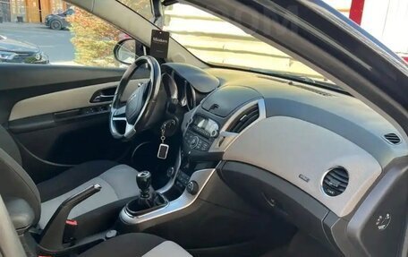 Chevrolet Cruze II, 2014 год, 700 000 рублей, 7 фотография