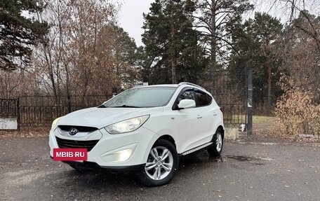 Hyundai Tucson III, 2011 год, 1 300 000 рублей, 2 фотография