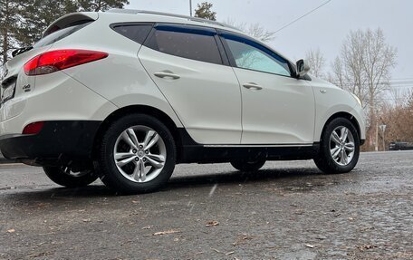 Hyundai Tucson III, 2011 год, 1 300 000 рублей, 9 фотография