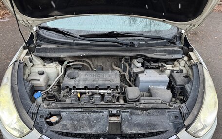 Hyundai Tucson III, 2011 год, 1 300 000 рублей, 14 фотография