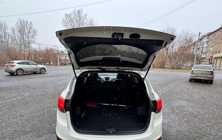 Hyundai Tucson III, 2011 год, 1 300 000 рублей, 6 фотография