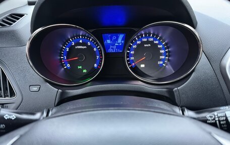 Hyundai Tucson III, 2011 год, 1 300 000 рублей, 17 фотография