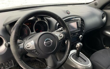 Nissan Juke II, 2011 год, 850 000 рублей, 11 фотография