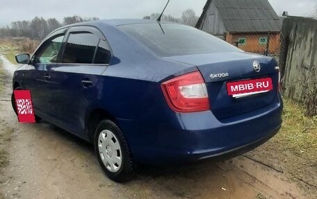 Skoda Rapid I, 2015 год, 800 000 рублей, 5 фотография