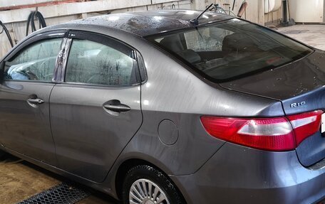 KIA Rio III рестайлинг, 2013 год, 700 000 рублей, 4 фотография