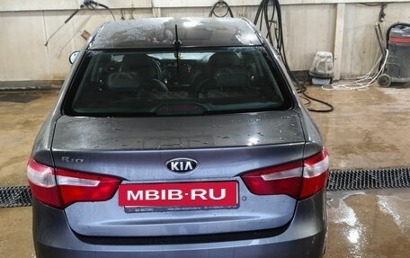 KIA Rio III рестайлинг, 2013 год, 700 000 рублей, 3 фотография