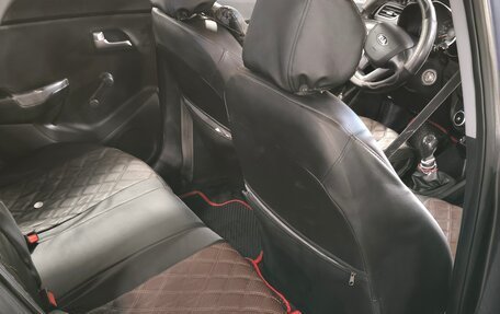 KIA Rio III рестайлинг, 2013 год, 700 000 рублей, 10 фотография