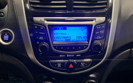 Hyundai Solaris II рестайлинг, 2011 год, 565 000 рублей, 14 фотография