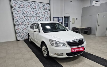 Skoda Octavia, 2011 год, 596 000 рублей, 3 фотография