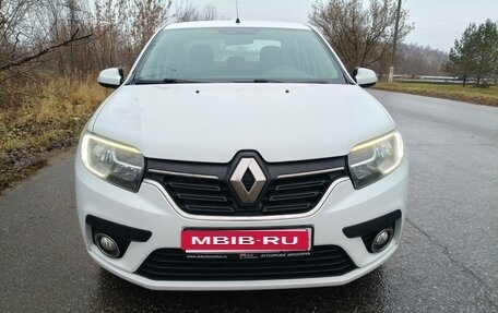 Renault Logan II, 2020 год, 1 000 000 рублей, 1 фотография