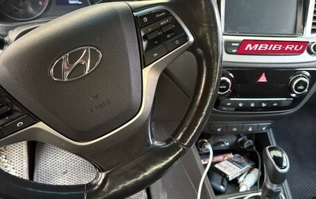 Hyundai Solaris II рестайлинг, 2019 год, 1 250 000 рублей, 3 фотография
