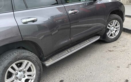 Toyota Land Cruiser Prado 150 рестайлинг 2, 2012 год, 3 050 000 рублей, 3 фотография