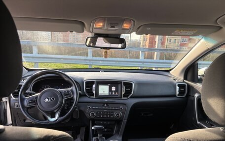 KIA Sportage IV рестайлинг, 2017 год, 2 000 000 рублей, 8 фотография