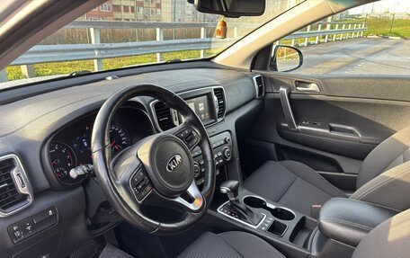 KIA Sportage IV рестайлинг, 2017 год, 2 000 000 рублей, 11 фотография