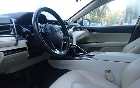 Toyota Camry, 2020 год, 3 700 000 рублей, 3 фотография