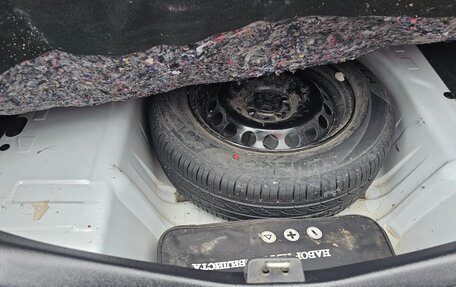 Renault Logan II, 2020 год, 1 000 000 рублей, 14 фотография