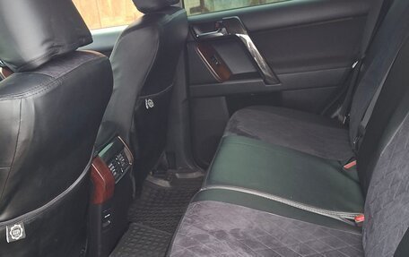 Toyota Land Cruiser Prado 150 рестайлинг 2, 2014 год, 3 050 000 рублей, 12 фотография