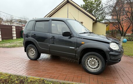 Chevrolet Niva I рестайлинг, 2010 год, 270 000 рублей, 3 фотография