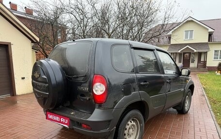 Chevrolet Niva I рестайлинг, 2010 год, 270 000 рублей, 4 фотография