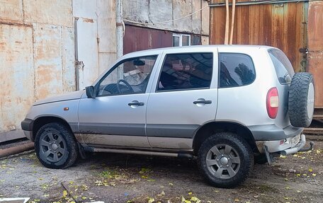 Chevrolet Niva I рестайлинг, 2005 год, 415 000 рублей, 7 фотография